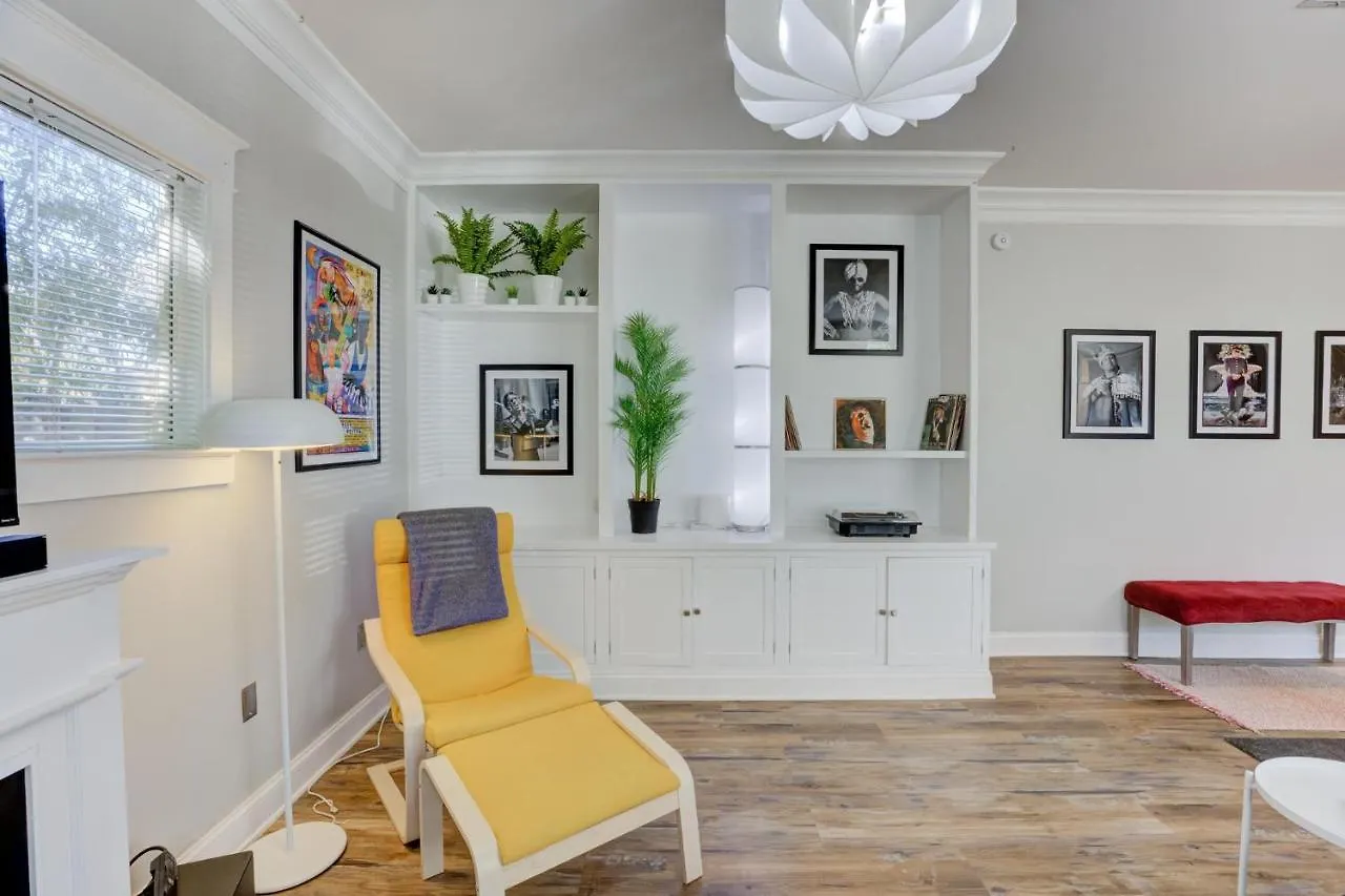 Hip And Spacious Midtown Cottage Near Beale Street 孟菲斯 0*,